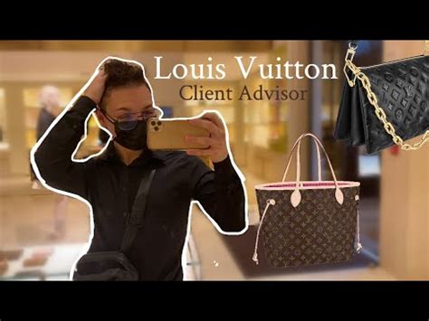 client advisor louis vuitton salaire|louis vuitton customer service salary.